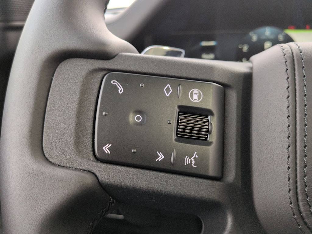 Thumbnail: 2026 Land Rover Defender - 30