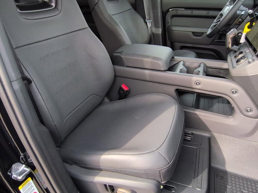 Thumbnail: 2026 Land Rover Defender - 29