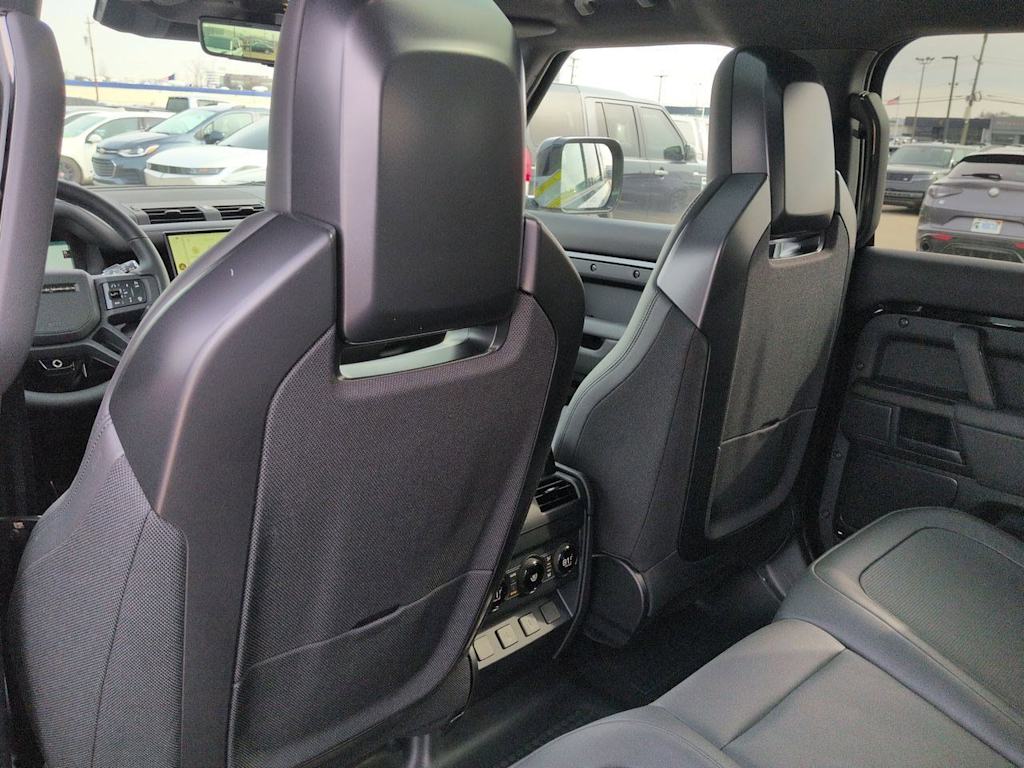 Thumbnail: 2026 Land Rover Defender - 12