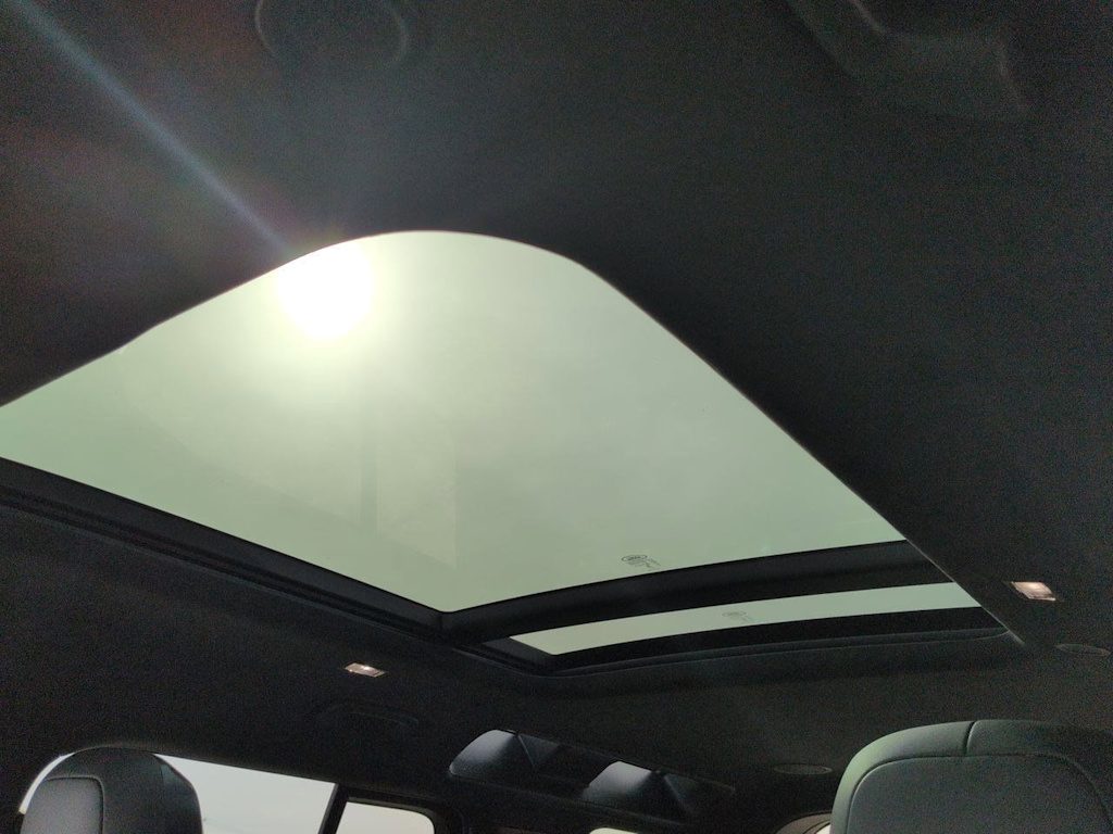 Thumbnail: 2026 Land Rover Defender - 26