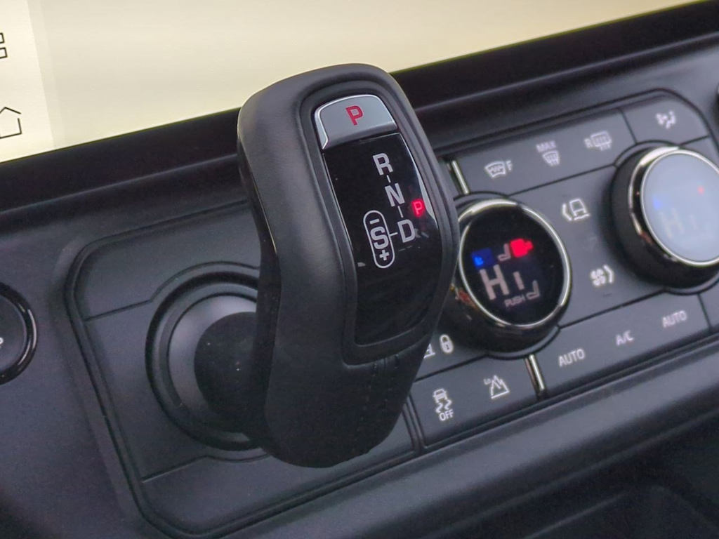 Thumbnail: 2026 Land Rover Defender - 13