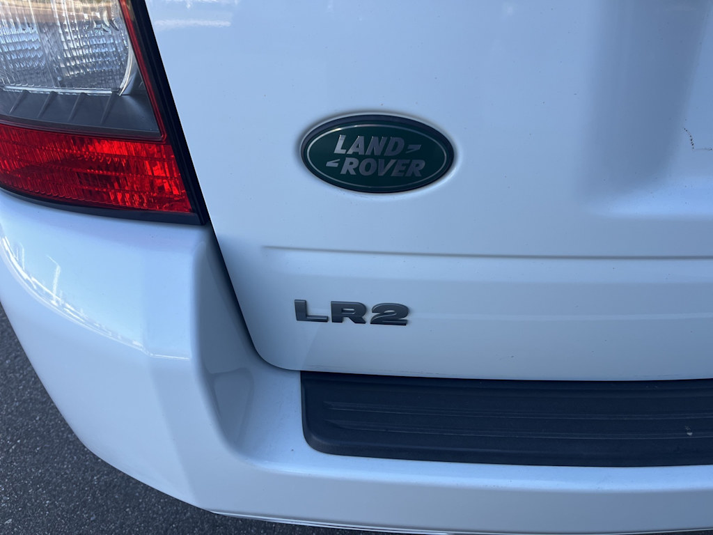 Thumbnail: 2012 Land Rover LR2 - 5