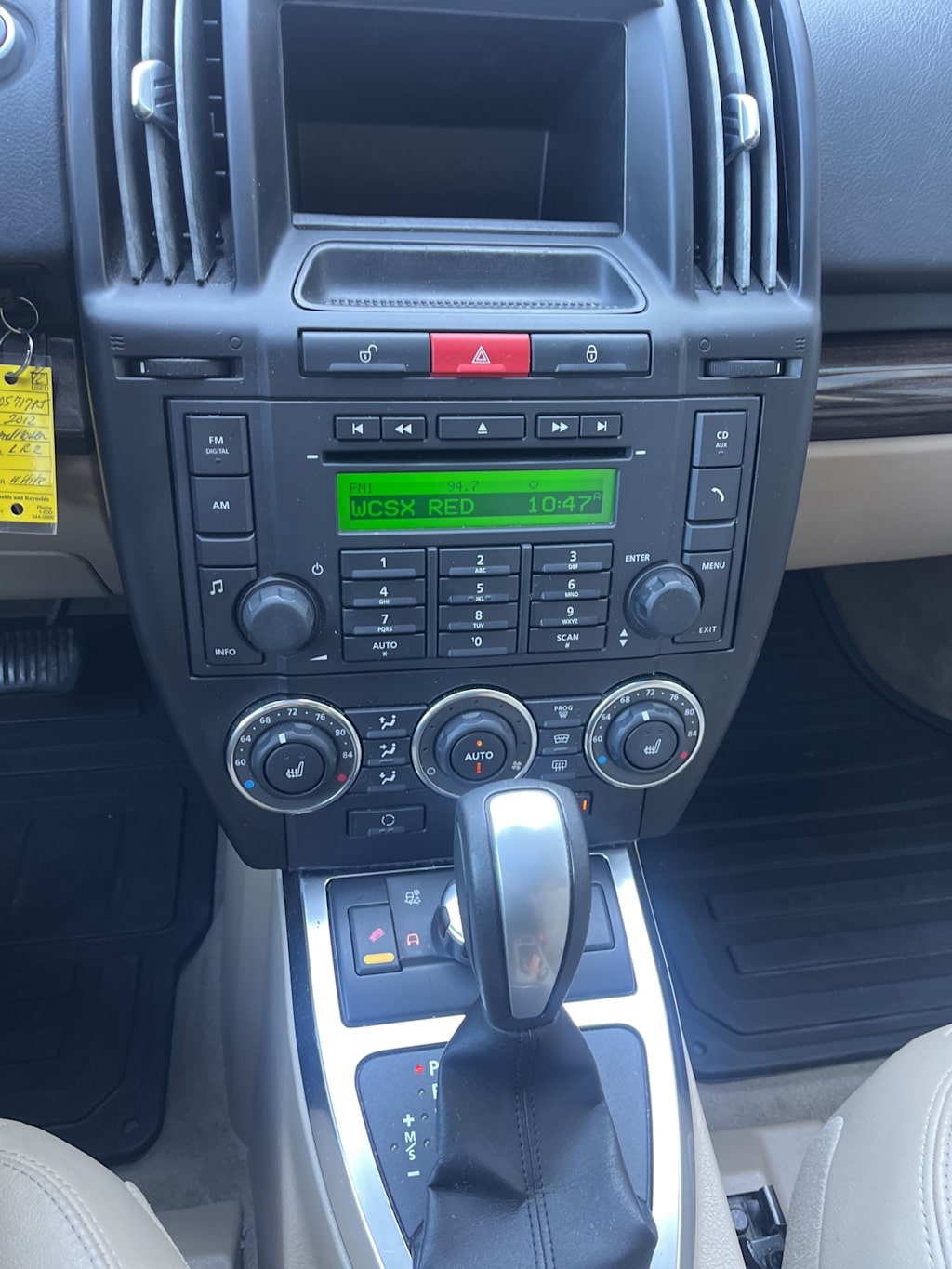 Thumbnail: 2012 Land Rover LR2 - 10
