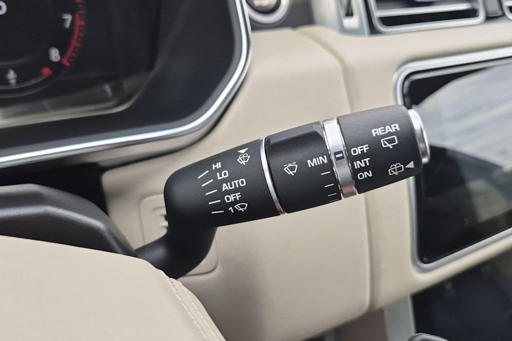 Thumbnail: 2021 Land Rover Range Rover - 31