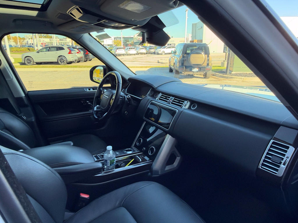Thumbnail: 2021 Land Rover Range Rover - 7