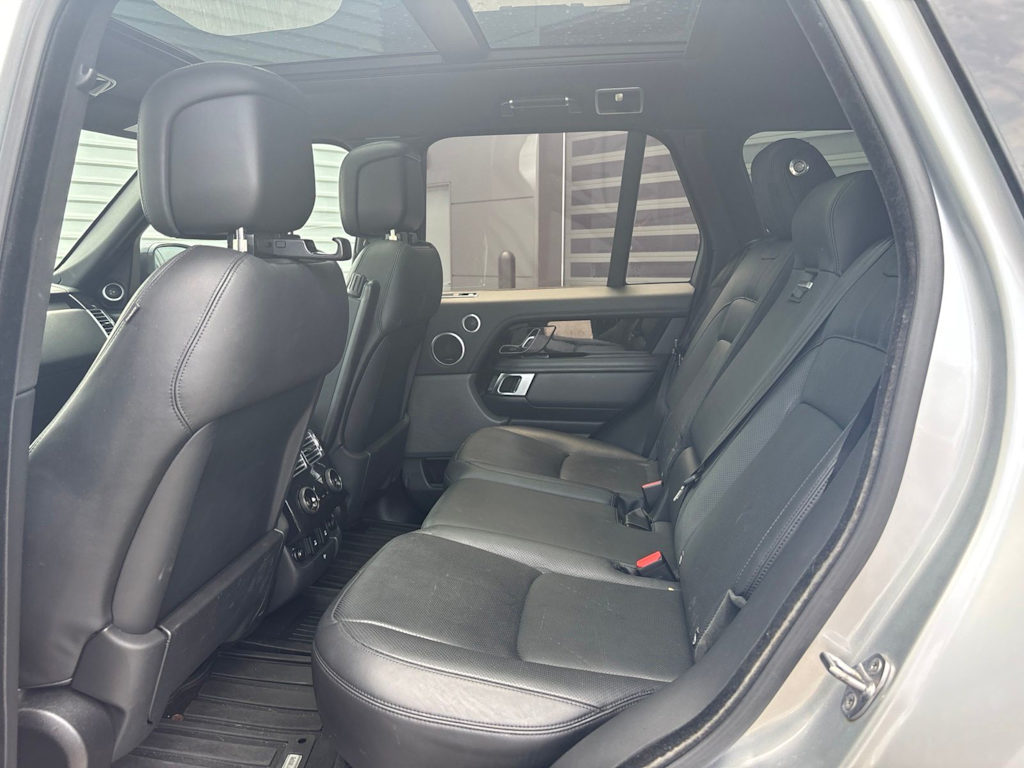 Thumbnail: 2019 Land Rover Range Rover - 6