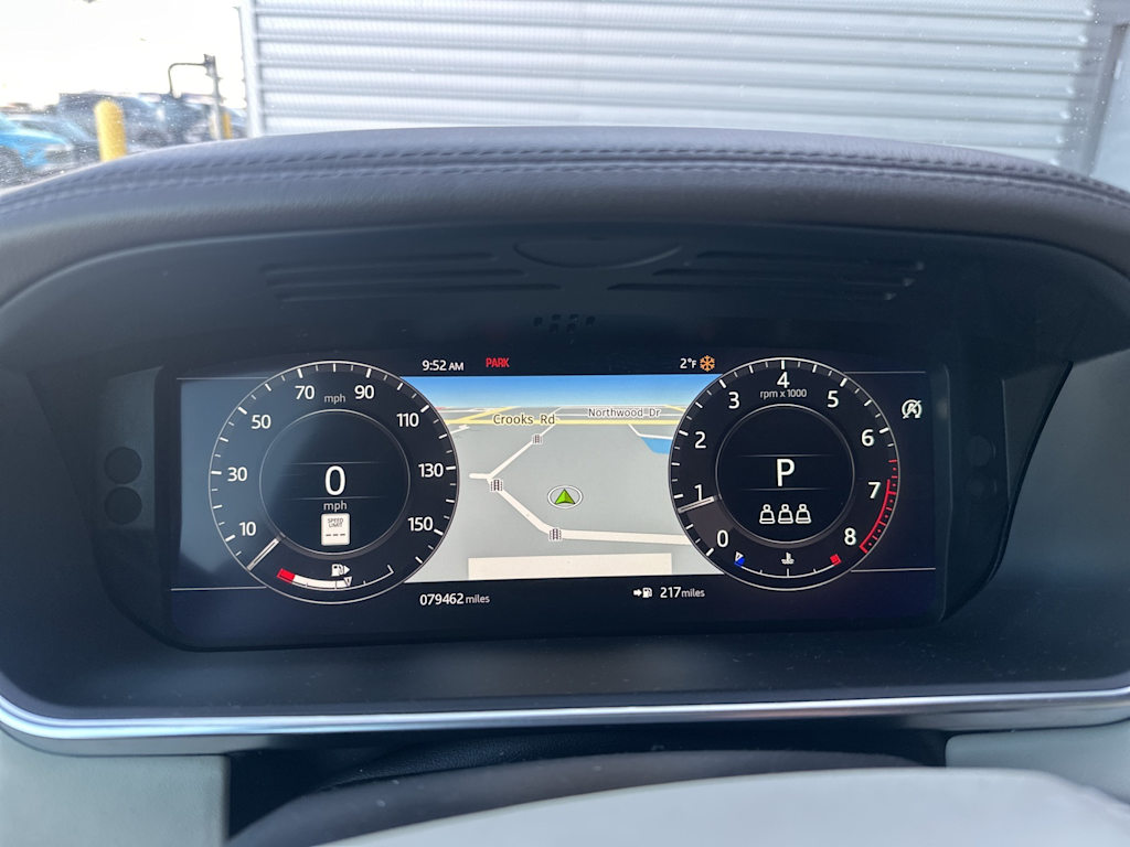 Thumbnail: 2019 Land Rover Range Rover - 10