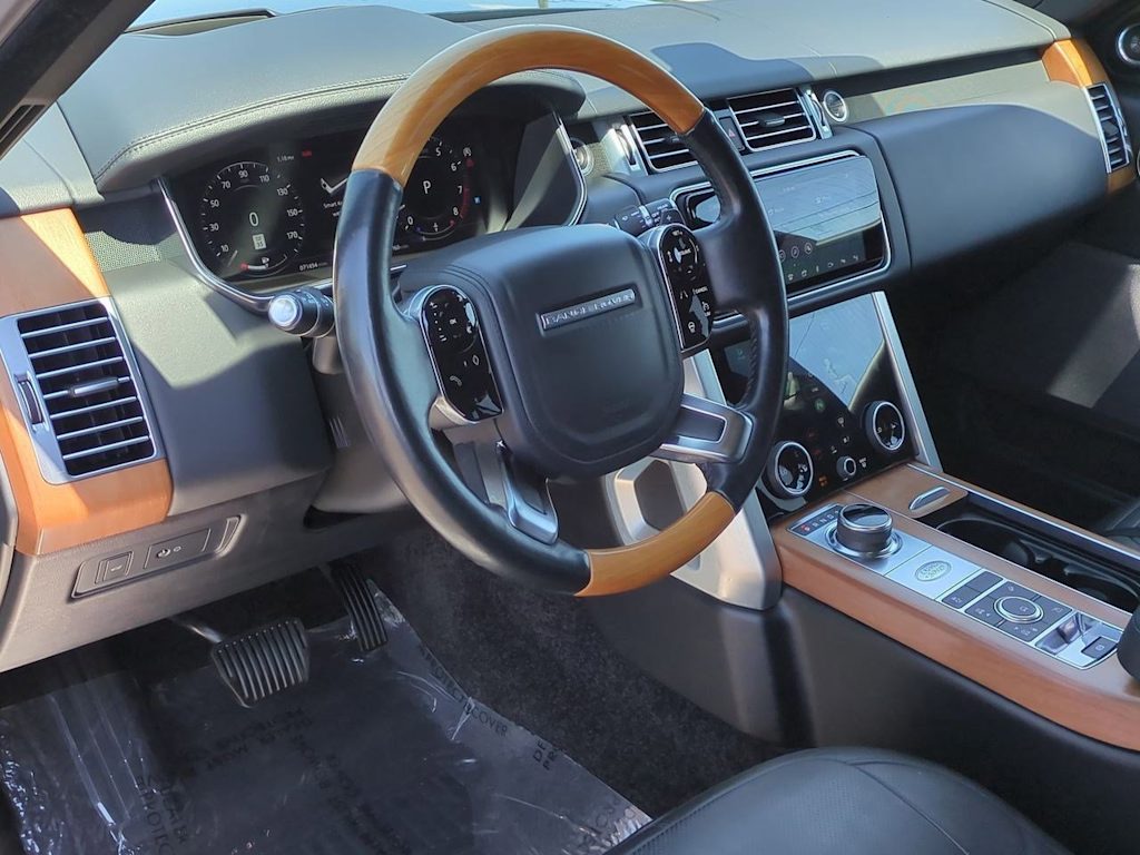 Thumbnail: 2019 Land Rover Range Rover - 2