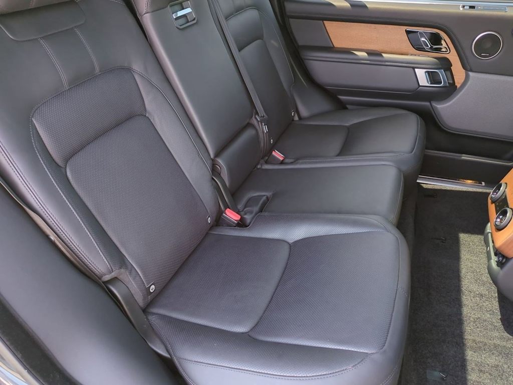 Thumbnail: 2019 Land Rover Range Rover - 27