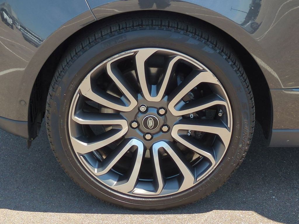 Thumbnail: 2019 Land Rover Range Rover - 8