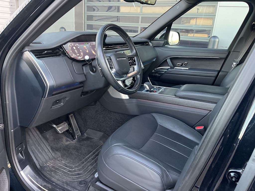 Thumbnail: 2023 Land Rover Range Rover - 8