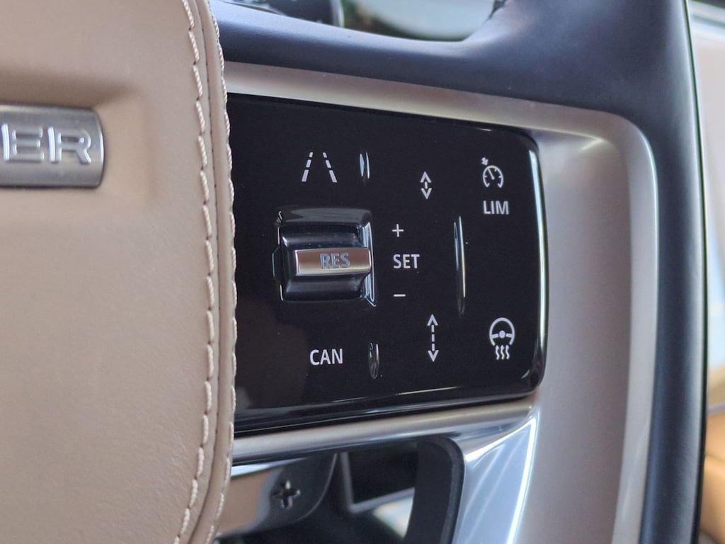 Thumbnail: 2024 Land Rover Range Rover - 30