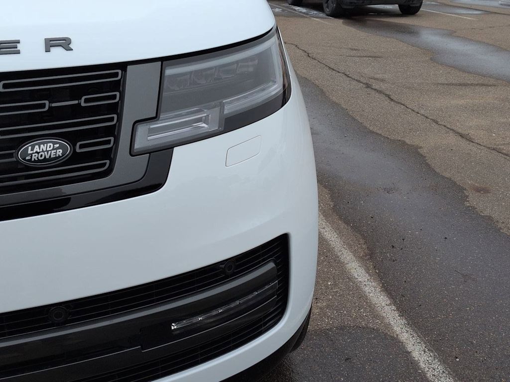 Thumbnail: 2026 Land Rover Range Rover - 23