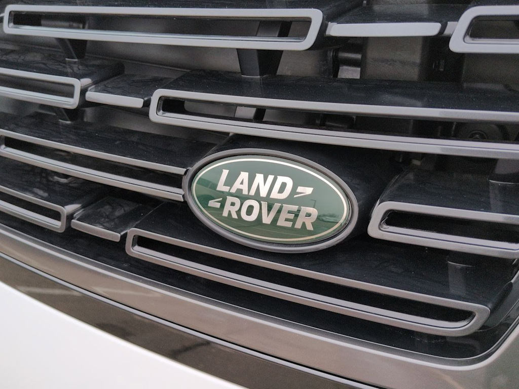 Thumbnail: 2026 Land Rover Range Rover - 7
