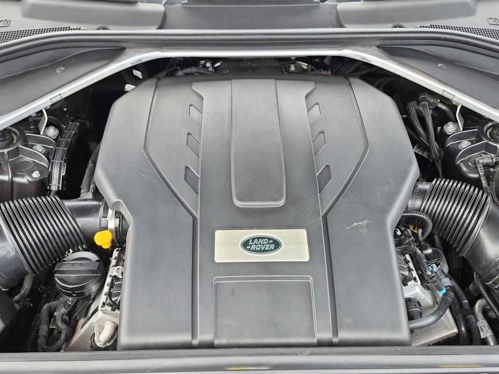 Thumbnail: 2023 Land Rover Range Rover - 8