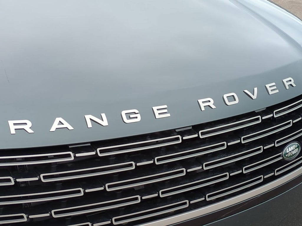 Thumbnail: 2025 Land Rover Range Rover - 24