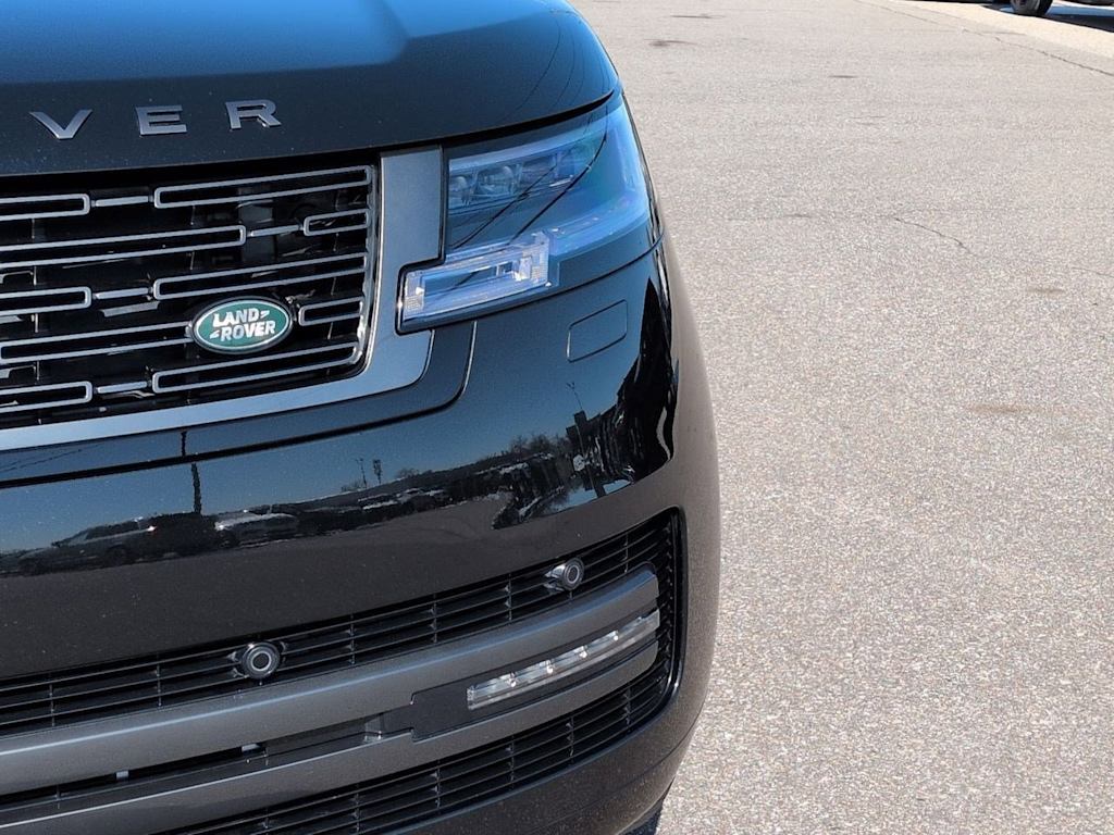 Thumbnail: 2025 Land Rover Range Rover - 23