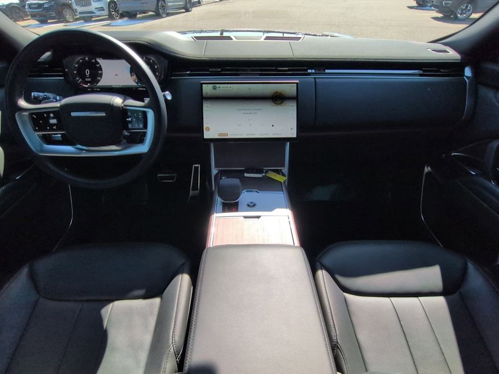 Thumbnail: 2025 Land Rover Range Rover - 10