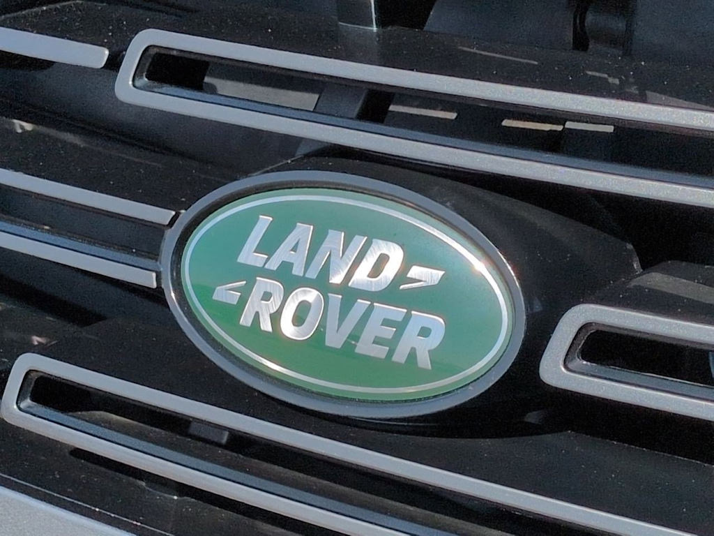 Thumbnail: 2025 Land Rover Range Rover - 7
