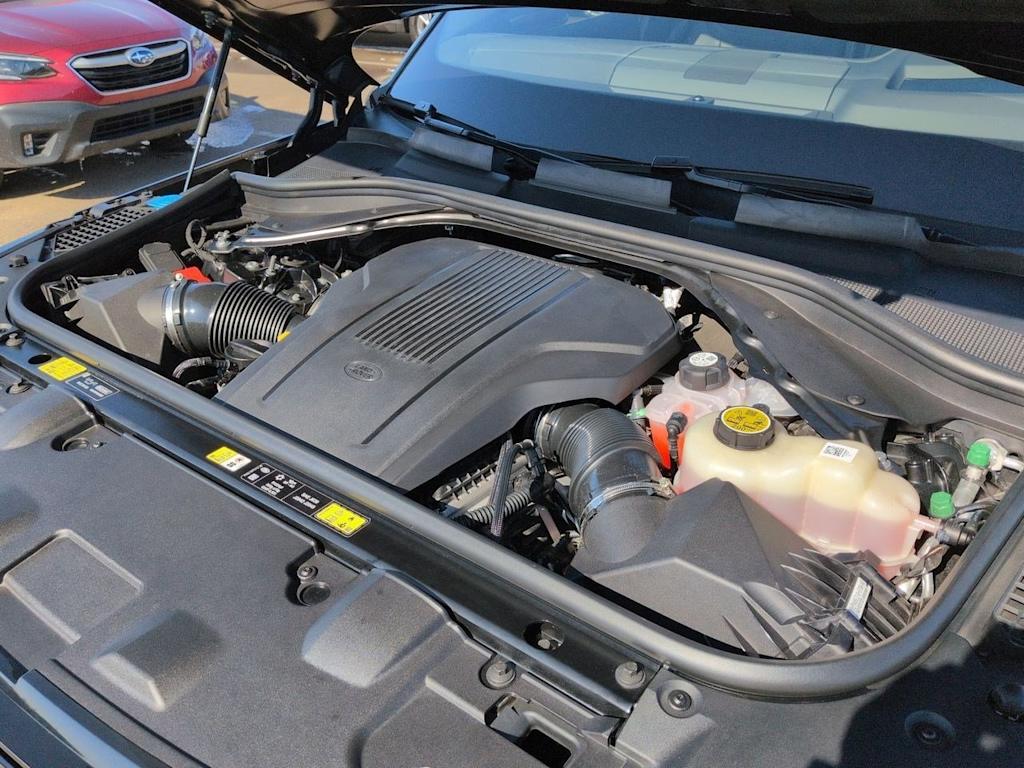 Thumbnail: 2025 Land Rover Range Rover - 9