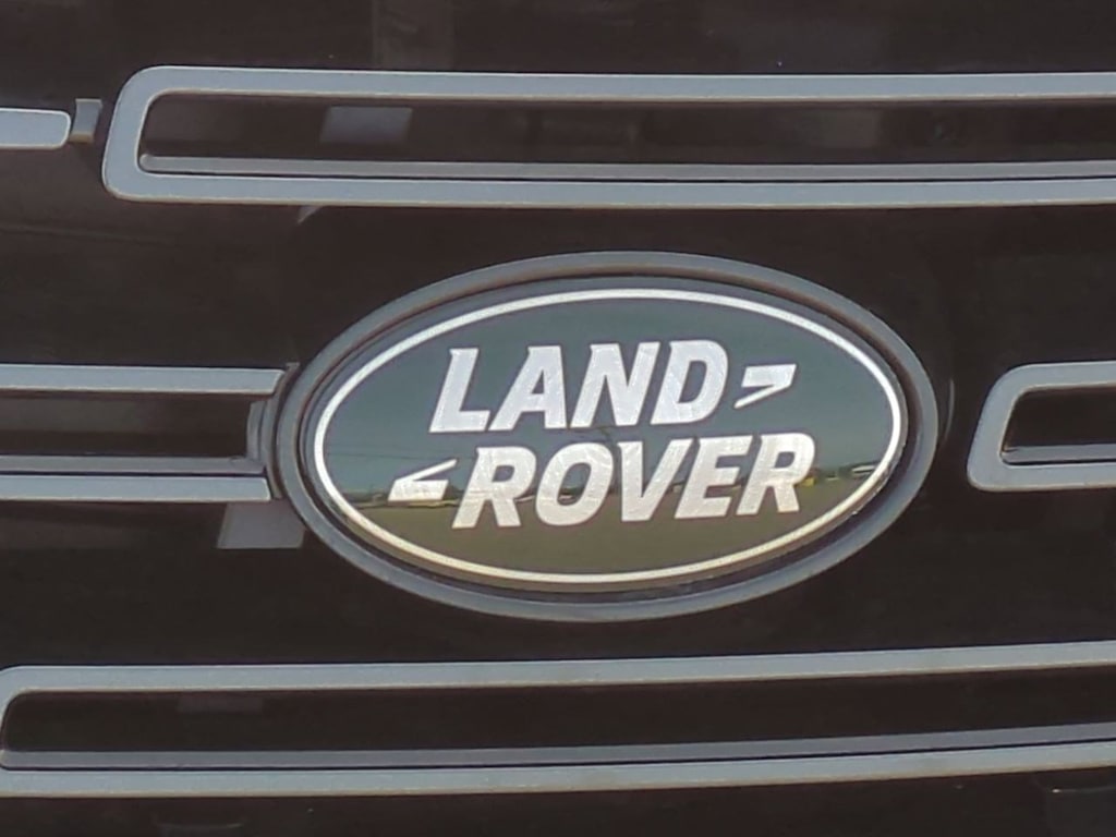 Thumbnail: 2025 Land Rover Range Rover - 6