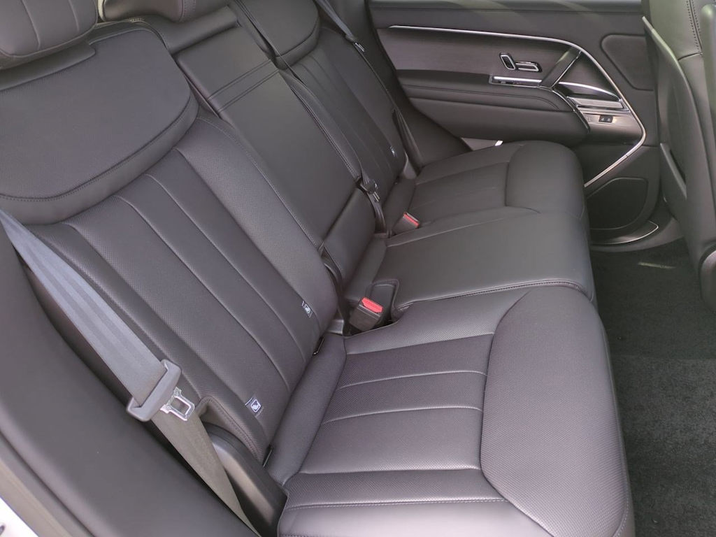 Thumbnail: 2025 Land Rover Range Rover - 29