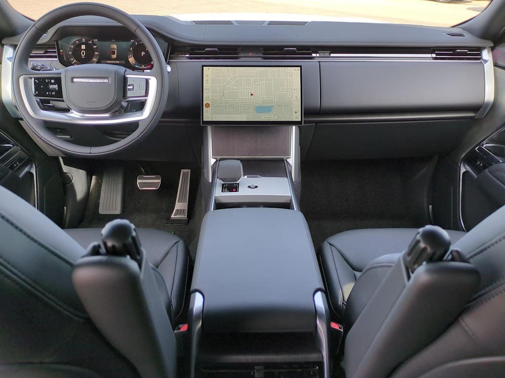 Thumbnail: 2025 Land Rover Range Rover - 9