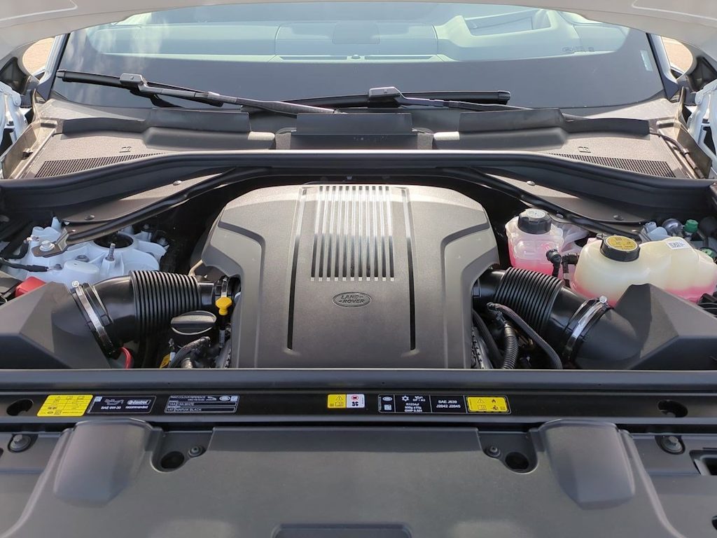 Thumbnail: 2025 Land Rover Range Rover - 8