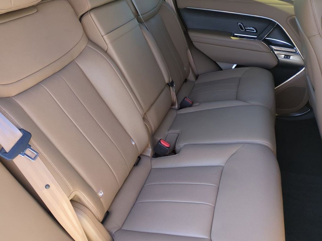 Thumbnail: 2025 Land Rover Range Rover - 23