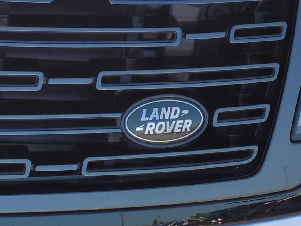 Thumbnail: 2025 Land Rover Range Rover - 6