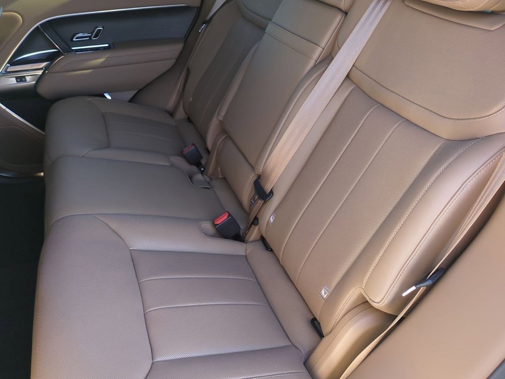 Thumbnail: 2025 Land Rover Range Rover - 11