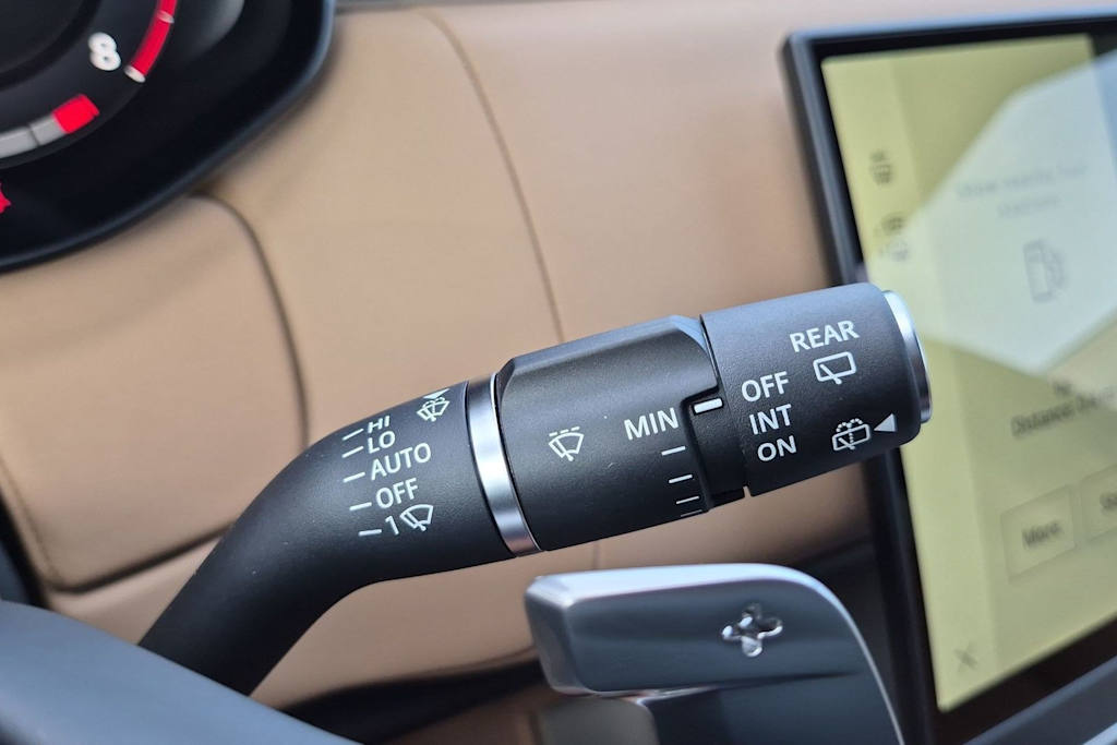 Thumbnail: 2026 Land Rover Range Rover - 18