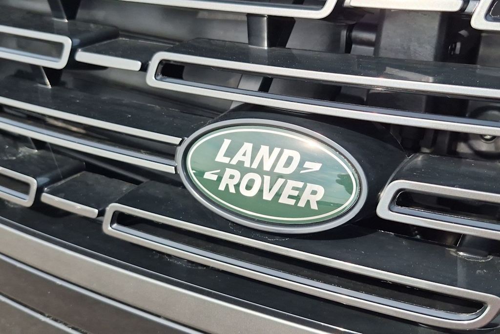 Thumbnail: 2026 Land Rover Range Rover - 6
