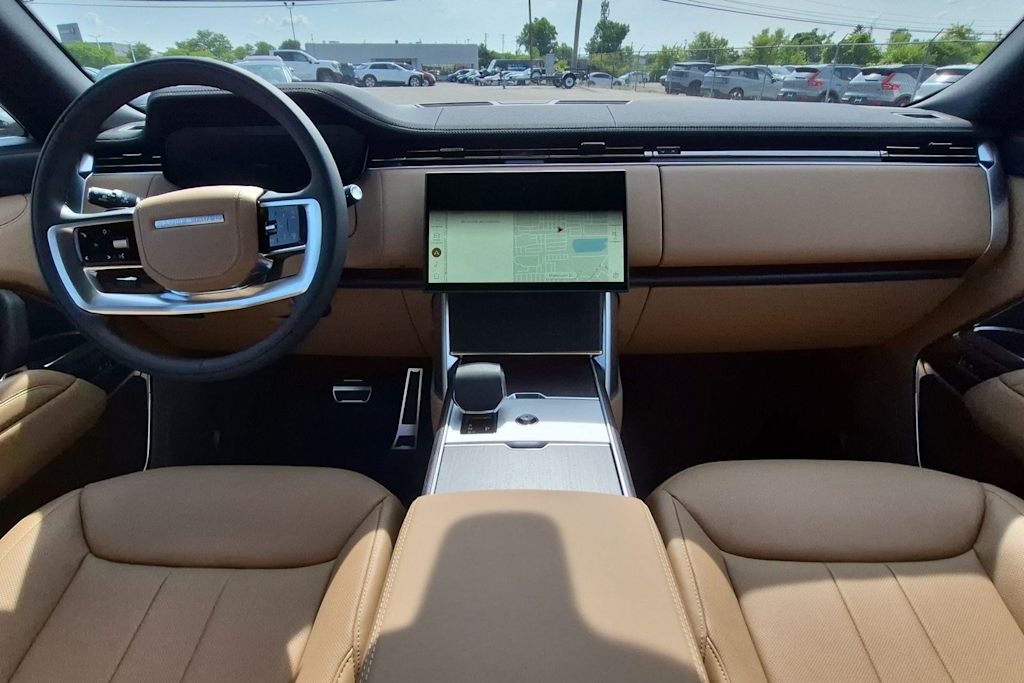 Thumbnail: 2026 Land Rover Range Rover - 9