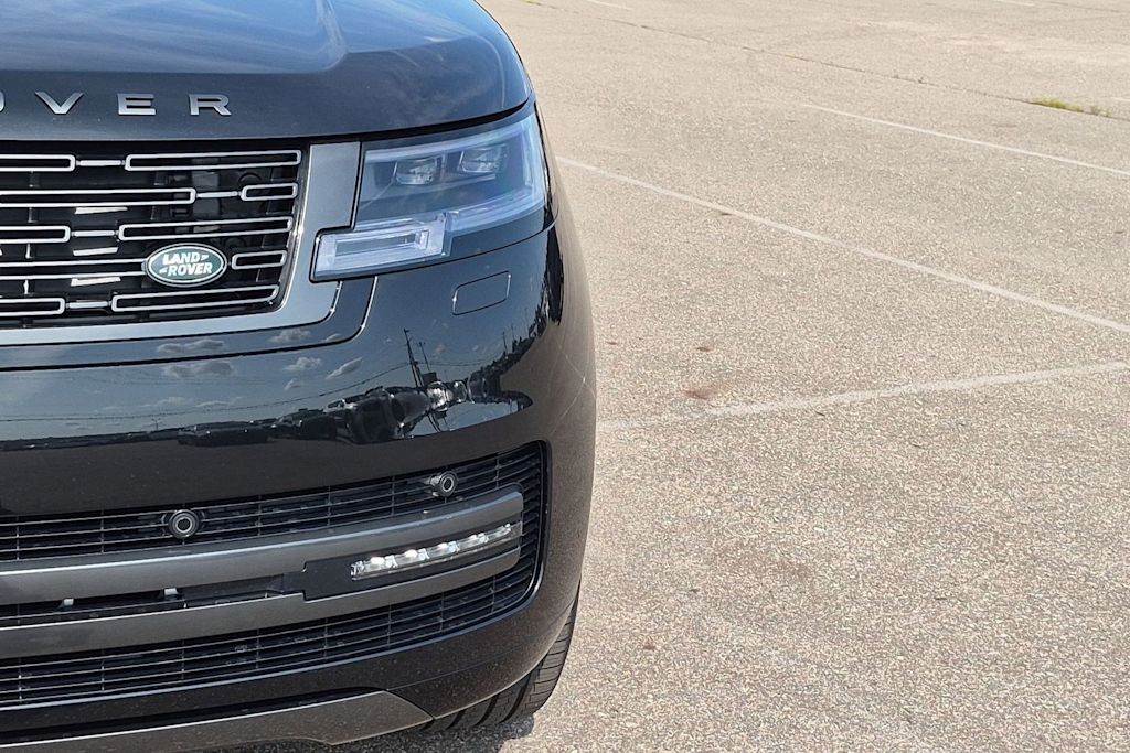 Thumbnail: 2026 Land Rover Range Rover - 24
