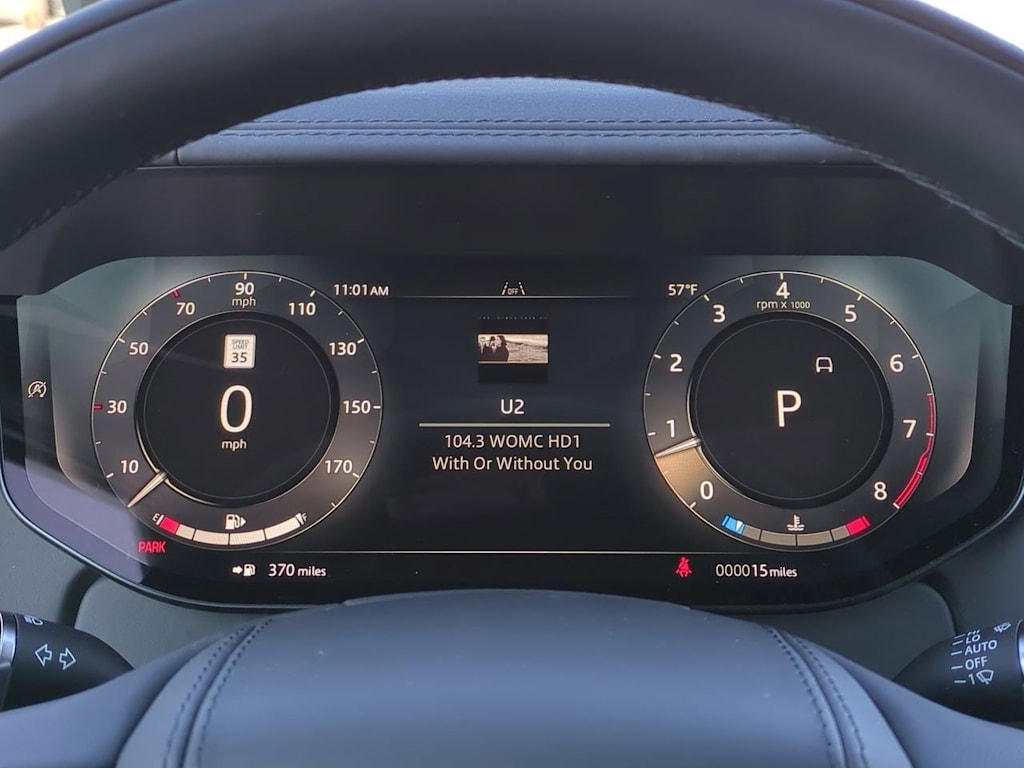 Thumbnail: 2025 Land Rover Range Rover - 15