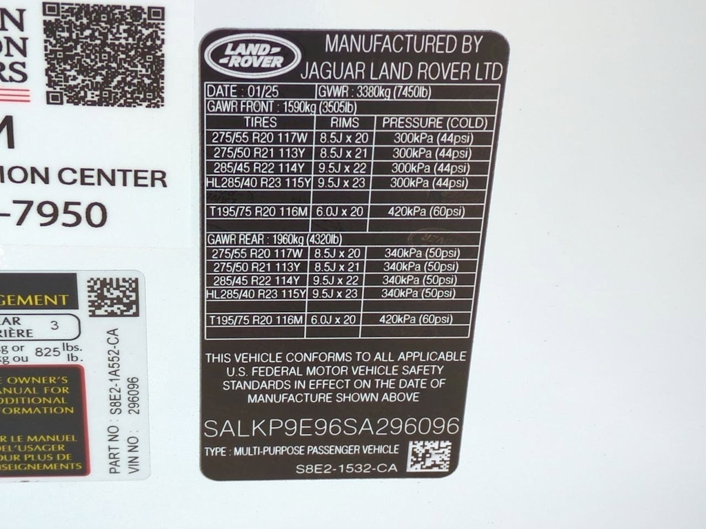 Thumbnail: 2025 Land Rover Range Rover - 38