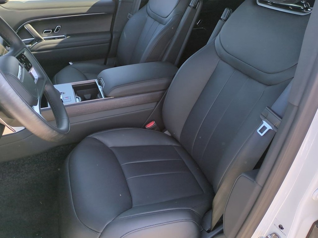 Thumbnail: 2025 Land Rover Range Rover - 10