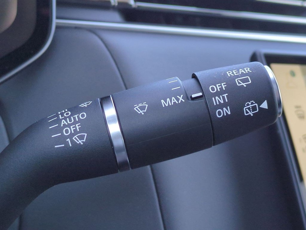 Thumbnail: 2025 Land Rover Range Rover - 30