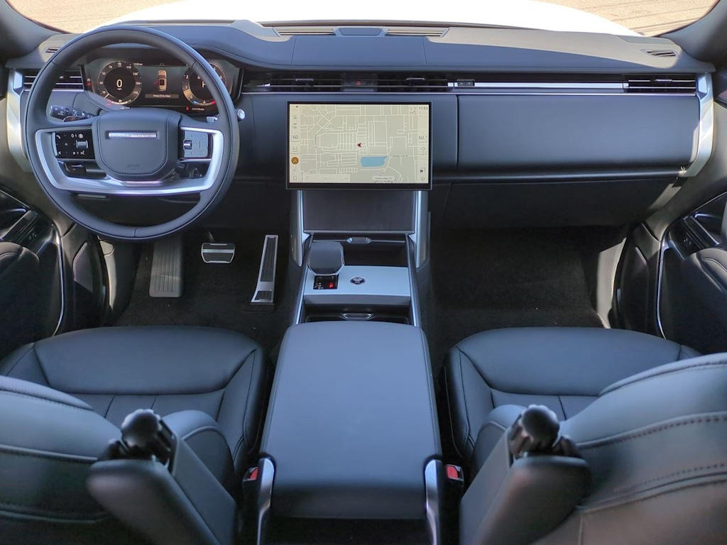 Thumbnail: 2025 Land Rover Range Rover - 9