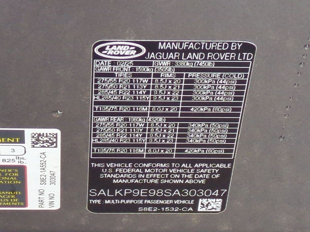 Thumbnail: 2025 Land Rover Range Rover - 18