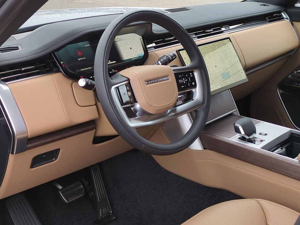 Thumbnail: 2025 Land Rover Range Rover - 2