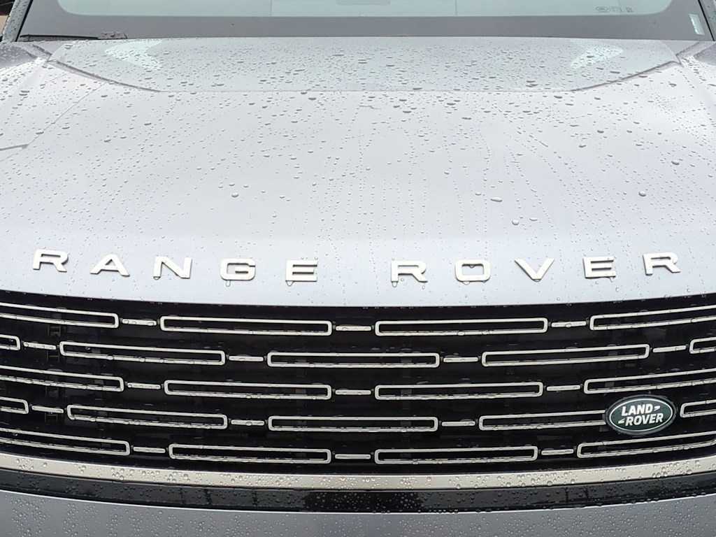 Thumbnail: 2025 Land Rover Range Rover - 14