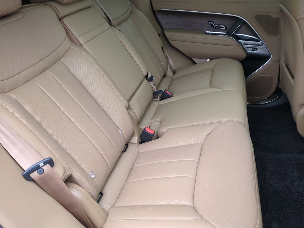 Thumbnail: 2025 Land Rover Range Rover - 25