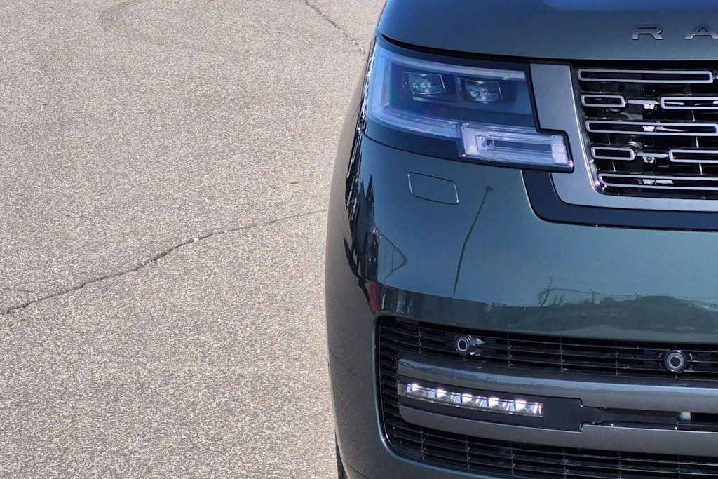 Thumbnail: 2026 Land Rover Range Rover - 6