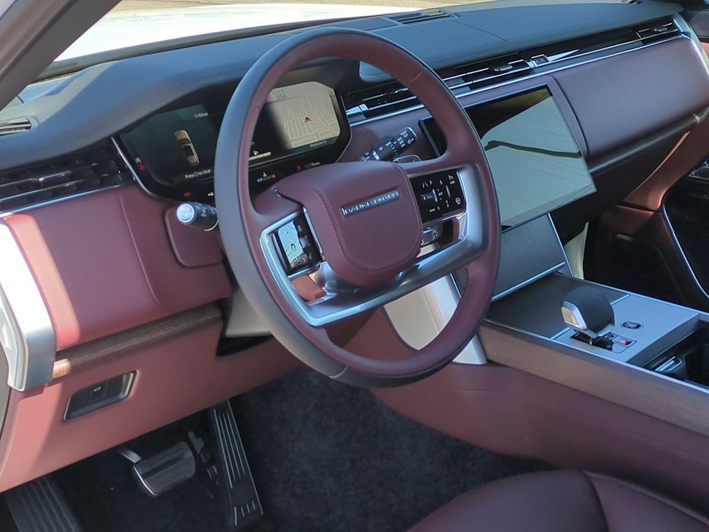 Thumbnail: 2025 Land Rover Range Rover - 2