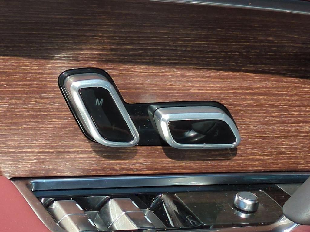 Thumbnail: 2025 Land Rover Range Rover - 24