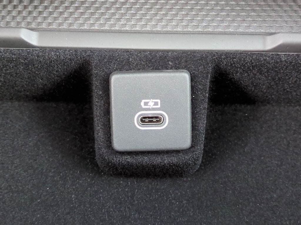 Thumbnail: 2025 Land Rover Range Rover - 35