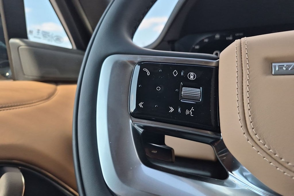 Thumbnail: 2026 Land Rover Range Rover - 29