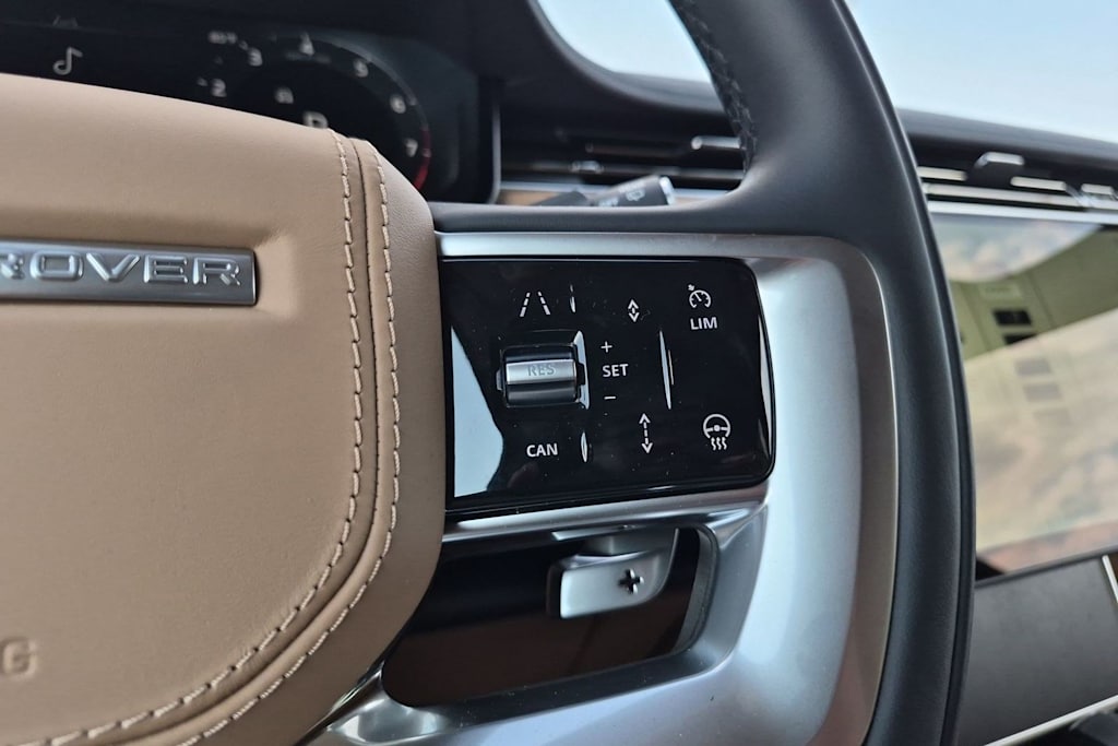 Thumbnail: 2026 Land Rover Range Rover - 30